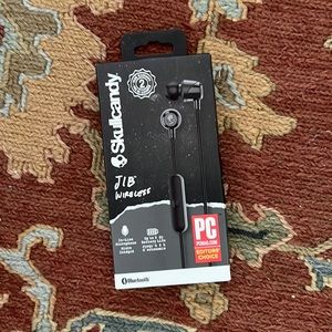 Skullcandy headphones